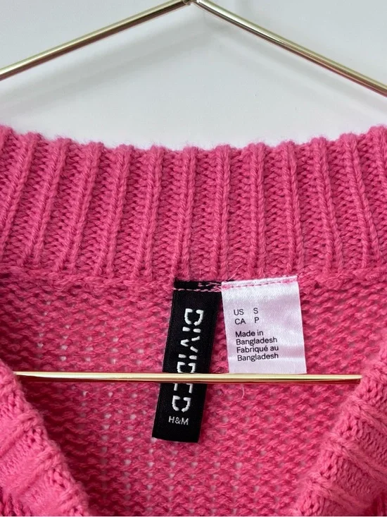 Divided| H&M| Barbie Pink Balloon-Sleeve Cozy Crewneck Sweater Sz S - Picture 5 of 6